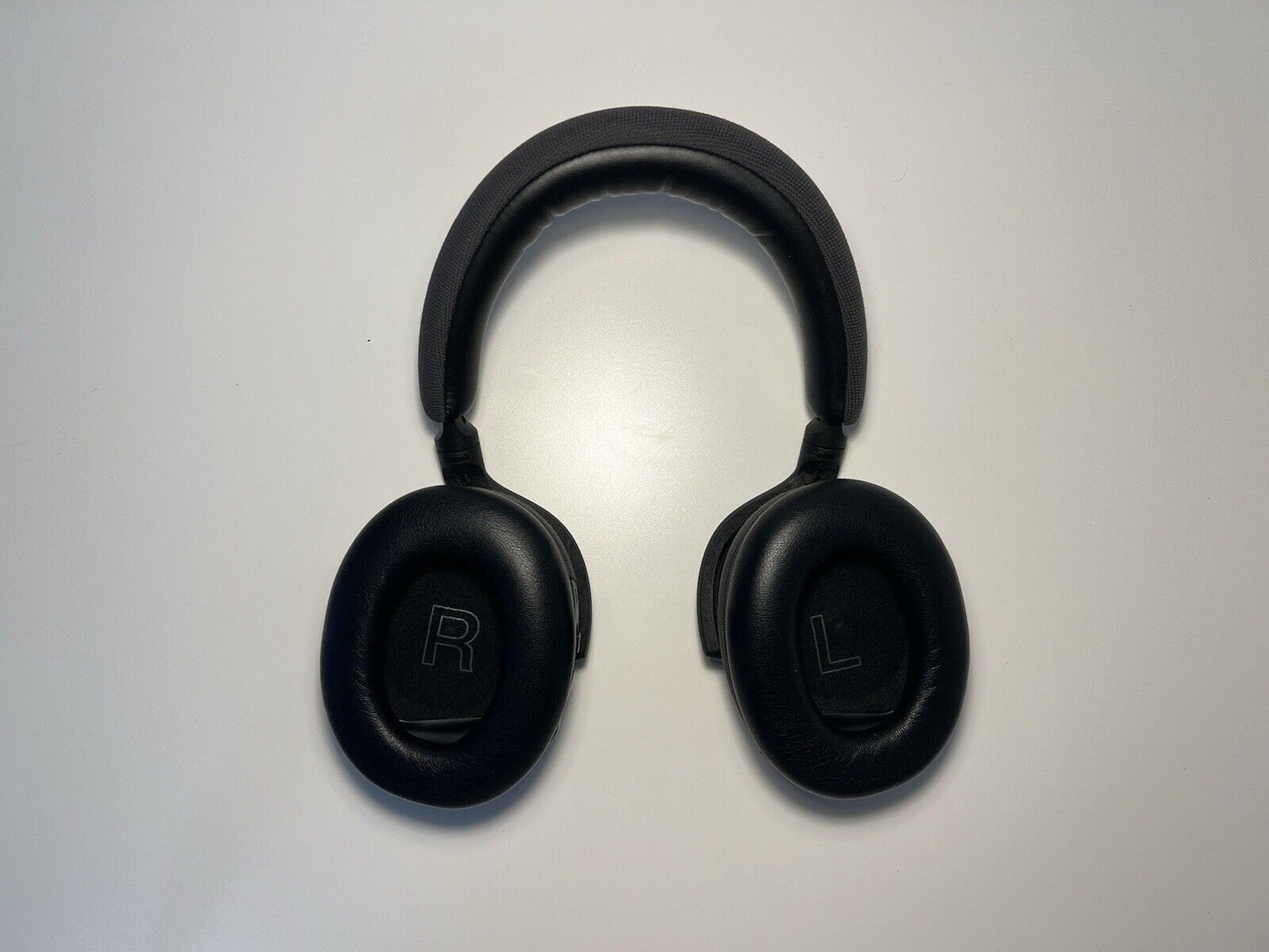 Bowers & Wilkins PX7 Bluetooth Over-Ear Kopfhörer - Space Grey (FP41289)