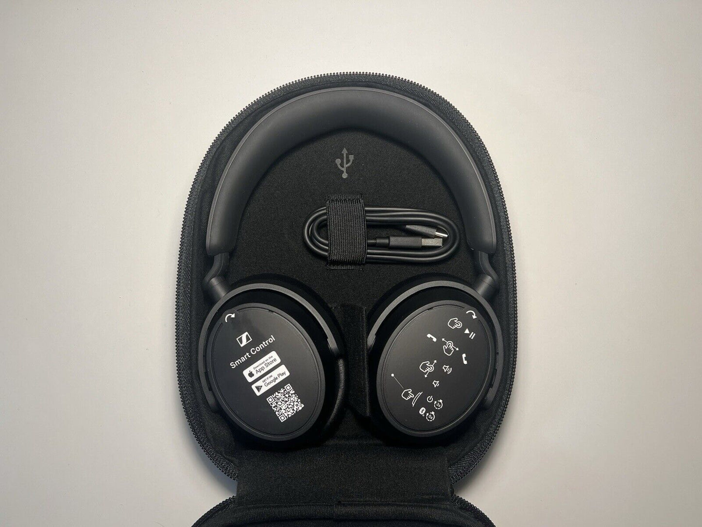 Sennheiser ACCENTUM Plus Wireless Bluetooth Kopfhörer Schwarz