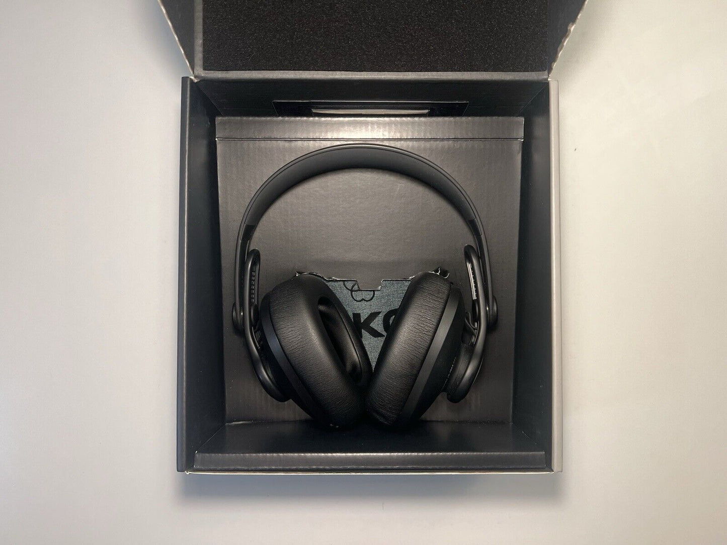 AKG K 361-BT Geschlossener Studio Kopfhörer mit Bluetooth